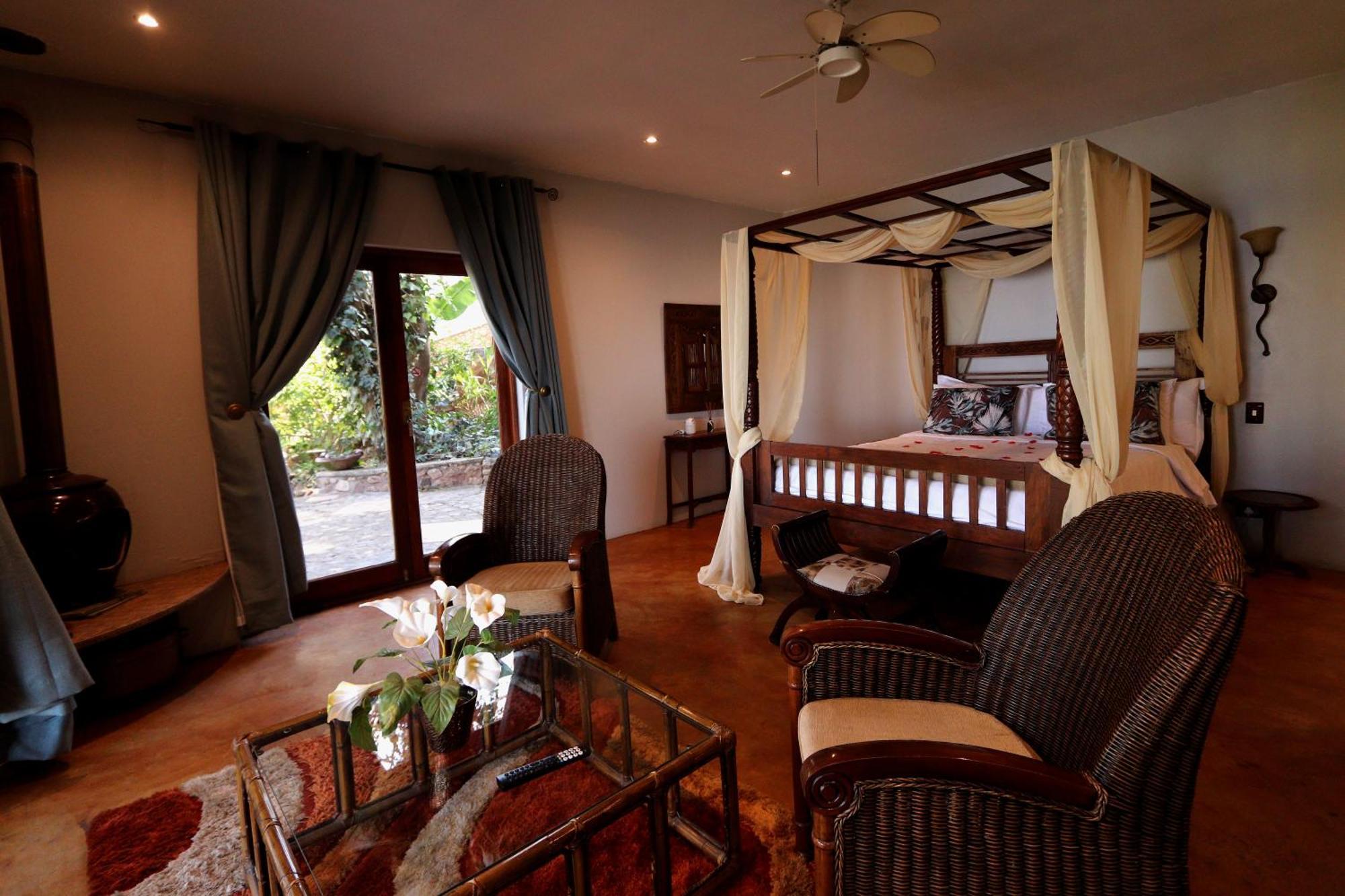 Bali At Scenic Haven Lodge In ฮาร์ทบีสบูร์ท ภายนอก รูปภาพ